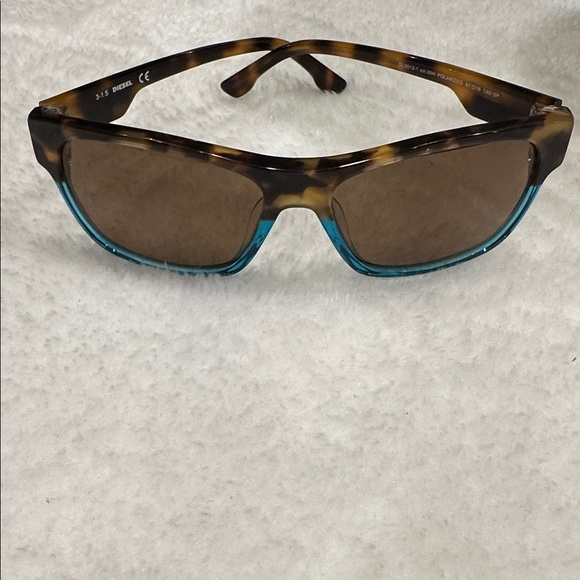 Diesel sunglasses - Picture 3 of 8